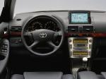 Toyota Avensis Wagon 2003 года